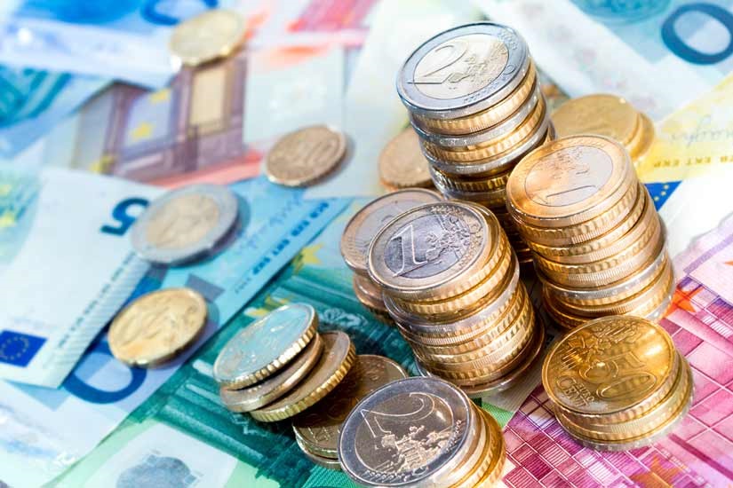 Photo: Company And Capital